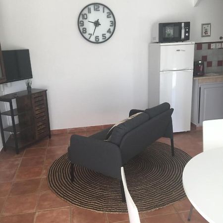 Les Arcs-sur-Argens Gite 2 Pieces Au Calme מראה חיצוני תמונה